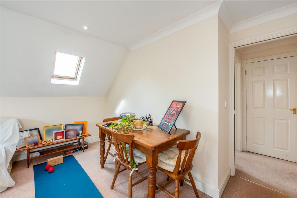 Additional image 16 of 2 bed flat for saleImber House, Millway Road, Andover, Hampshire SP10