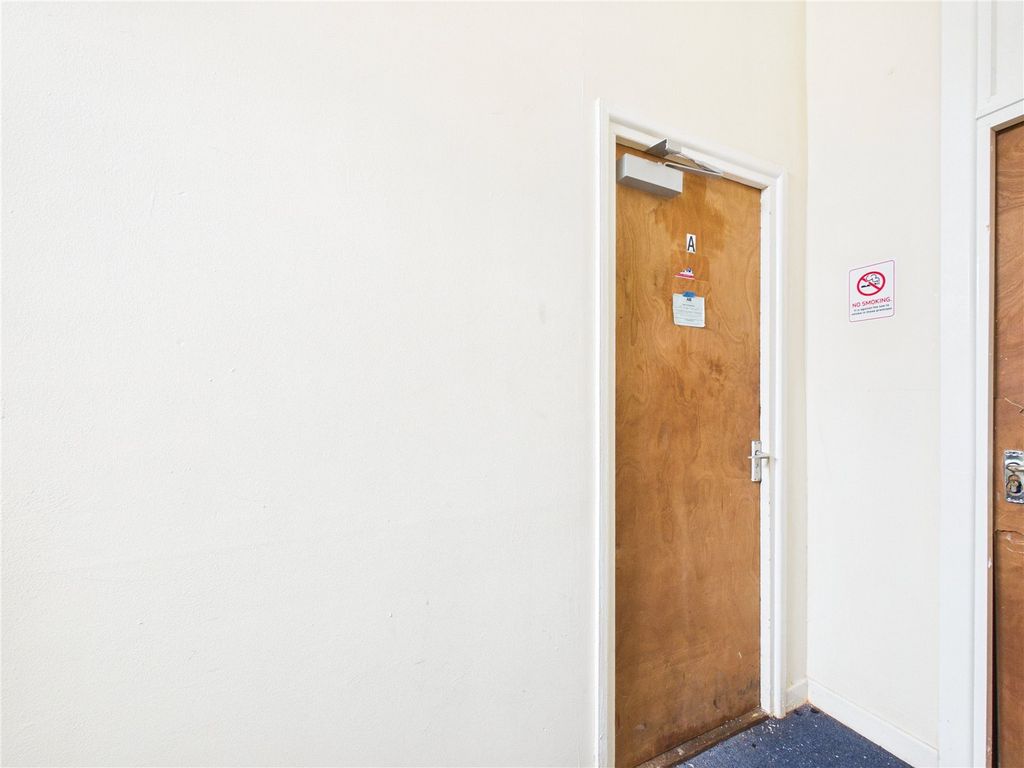 Additional image 12 of 2 bed flat for saleStockport Road, Ashton-Under-Lyne, Greater Manchester OL7