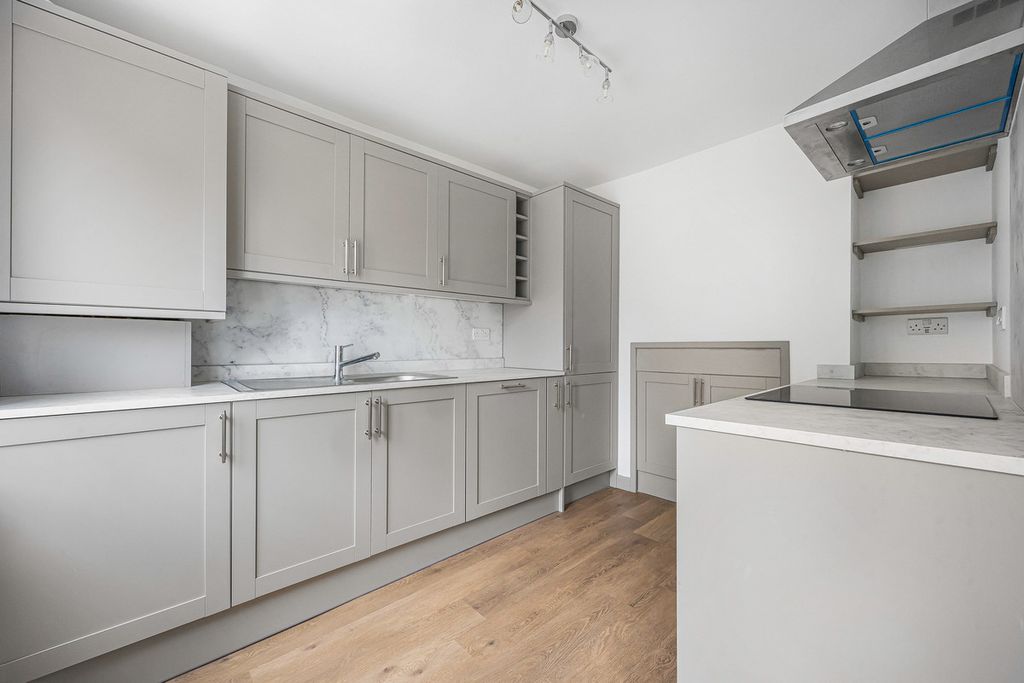 Additional image 2 of 4 bed end terrace house for saleAbingdon Road, Drayton OX14