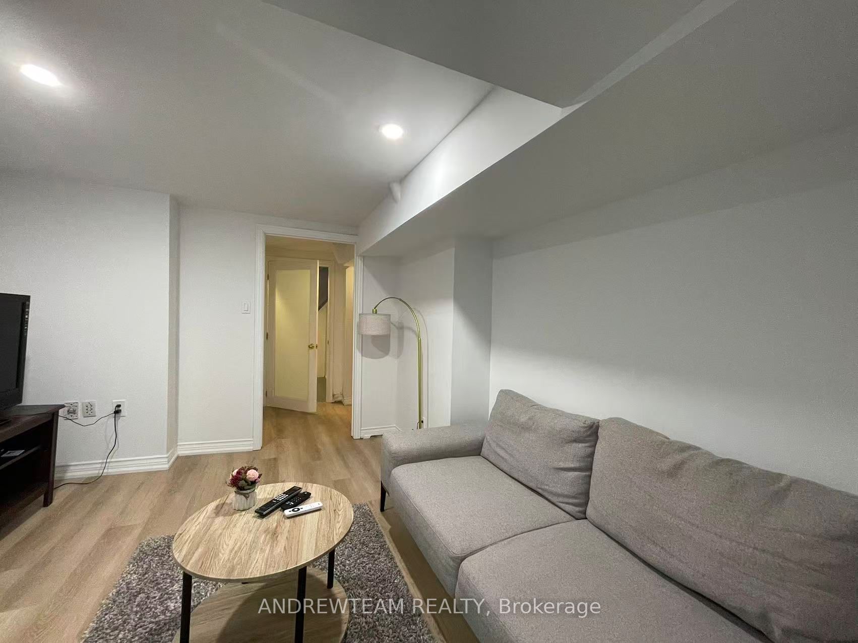 Additional image 3 of BASEMENT-382 Lynett Crescent, Richmond Hill, ON, L4C 2V5