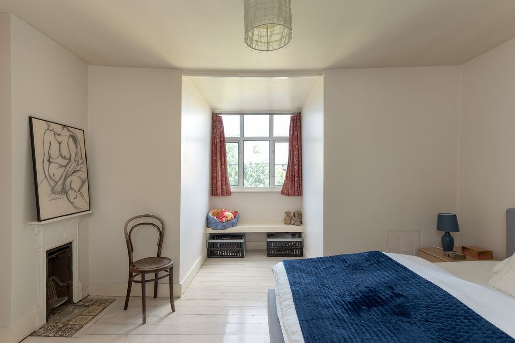Additional image 18 of 5 bed detached house for saleBeverley Crescent, Bedford, Bedfordshire MK40