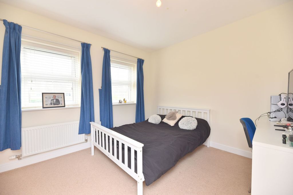 Additional image 26 of 5 bed detached house for saleDevon Drive, Biggleswade SG18