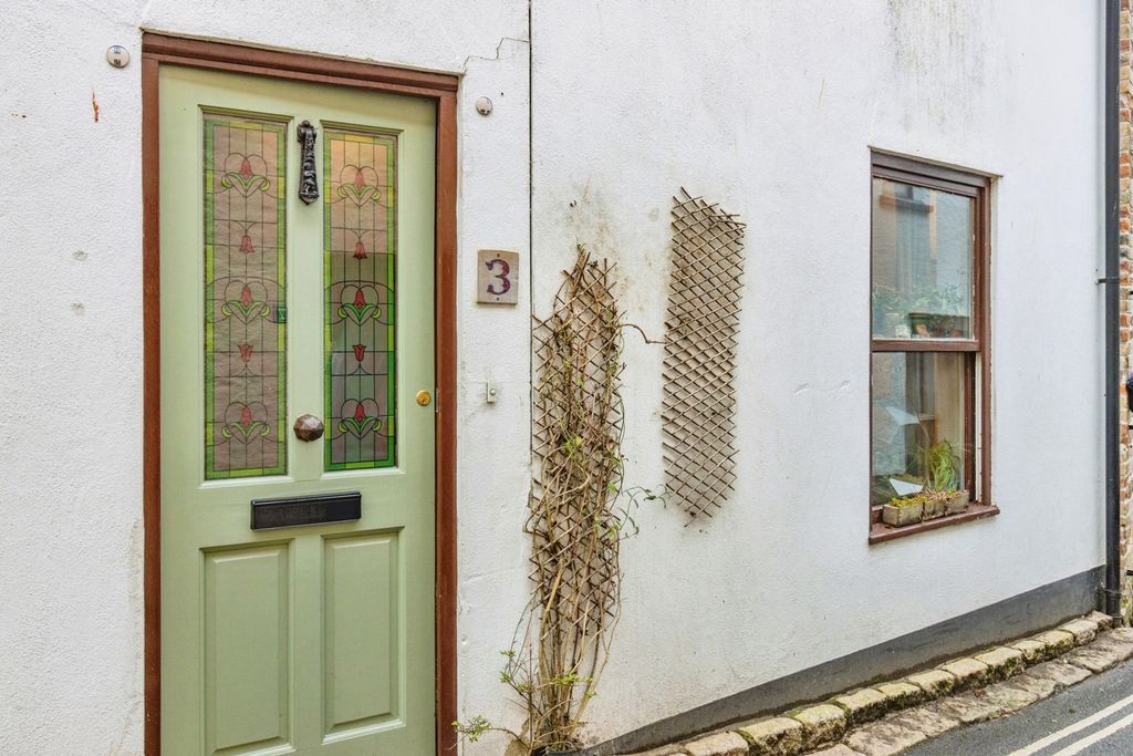 1 bed flat for saleRotherfold, Totnes, Devon TQ9 photo 5