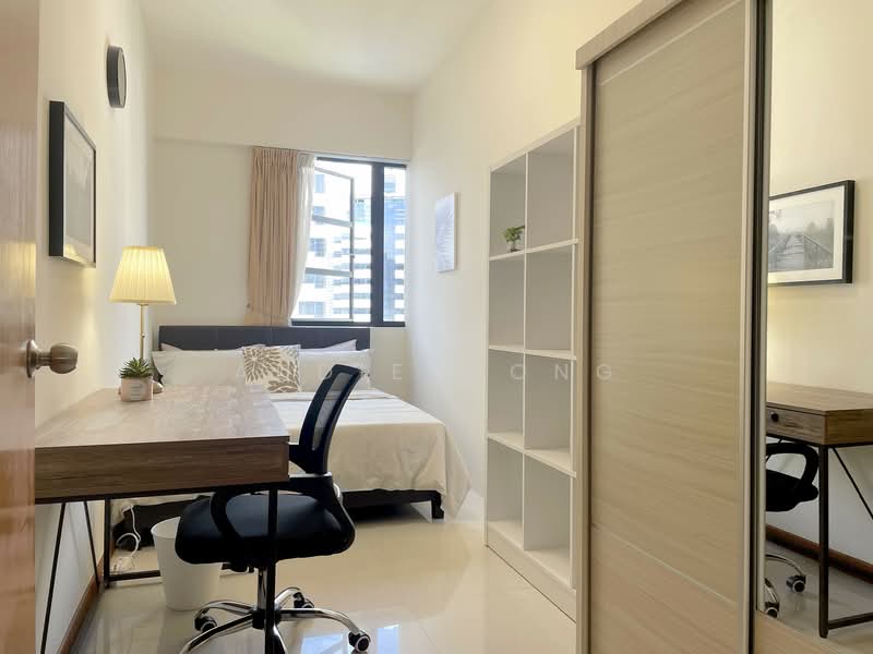 Additional image 3 of Tiong Bahru MRT 3 Mins Walk | Naturally Bright | Nice Condo Room