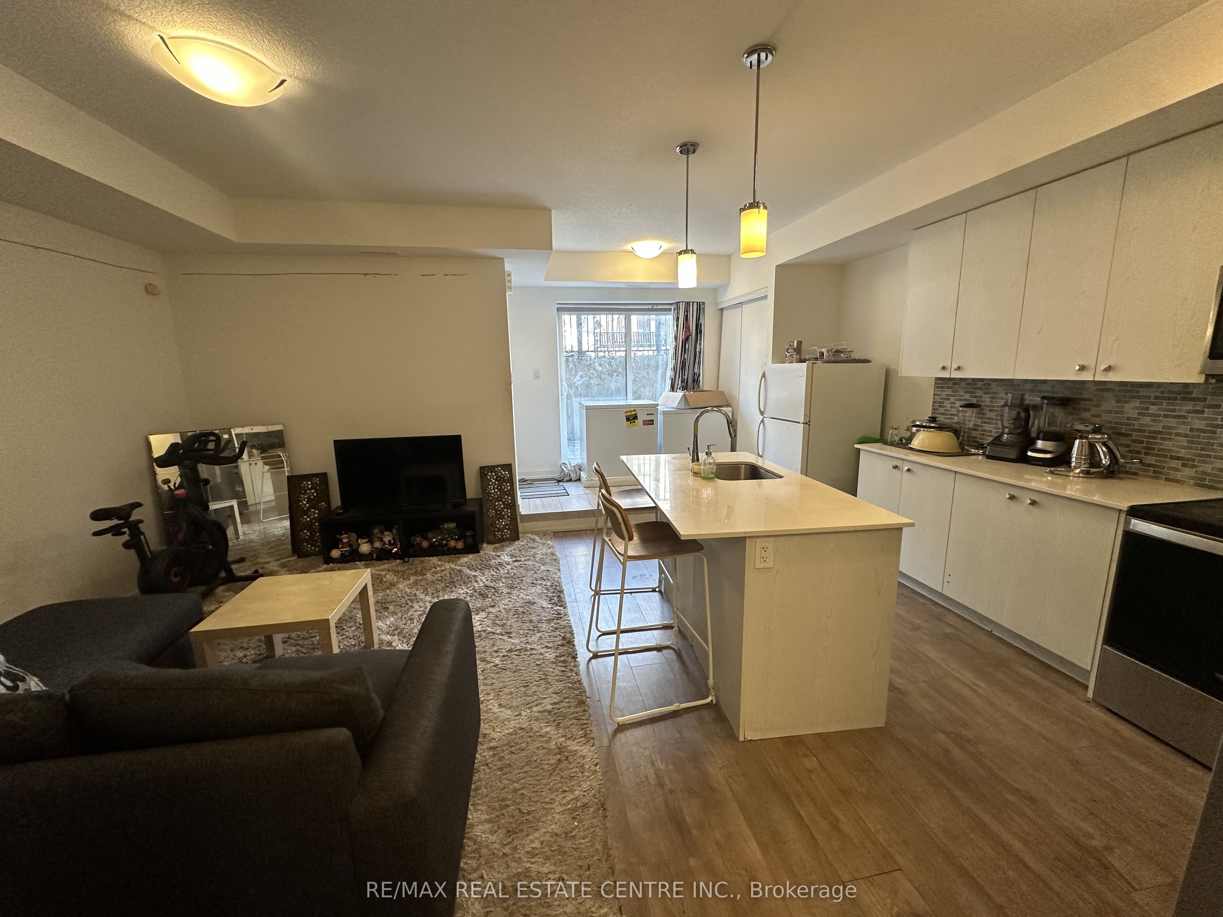 Additional image 2 of E9-20-20 Palace Street, Kitchener, ON, N2E 0J3