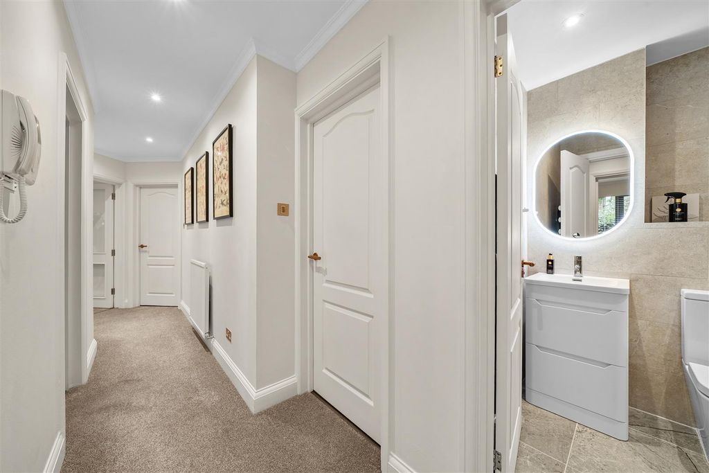 Additional image 11 of 2 bed flat for saleWoburn Park, Woburn Hill, Addlestone KT15