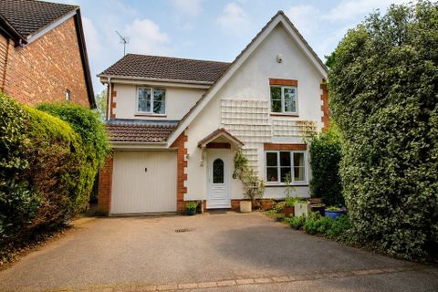 Lenthall Close, Thorpe St. Andrew, Norwich NR7