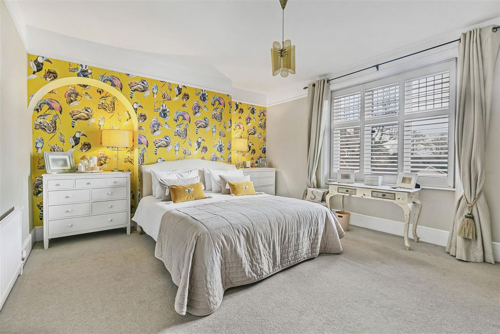 Additional image 19 of 6 bed semi-detached house for saleSt. Catherines Road, Broxbourne EN10