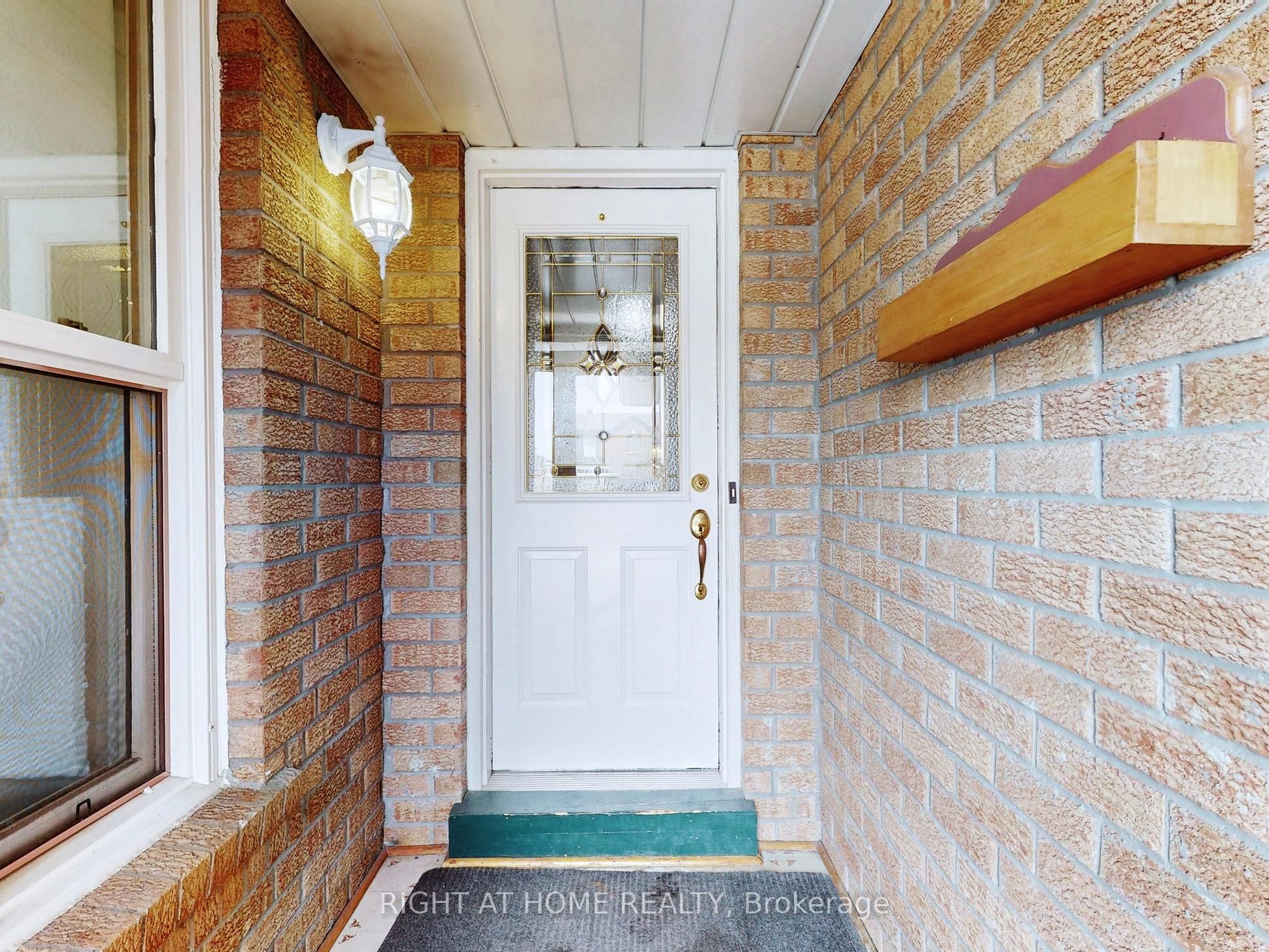Additional image 4 of 531 Steeple Hill, Pickering, ON, L1V 5Z6