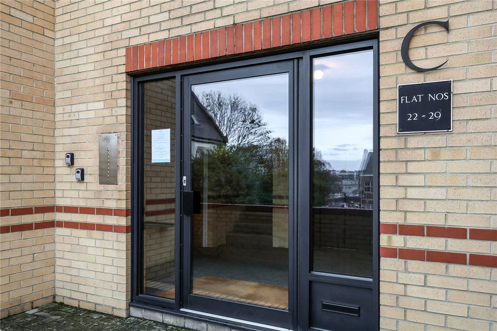 Additional image 12 of 1 bed flat for saleAlexandra Court, Alexandra Road, Barnstaple EX32