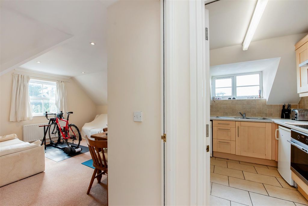 Additional image 8 of 2 bed flat for saleImber House, Millway Road, Andover, Hampshire SP10