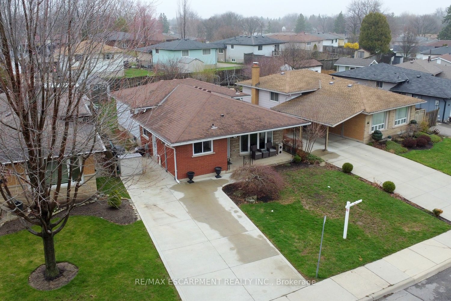316 Cranbrook Drive, Hamilton, ON, L9C 4T3 photo 2