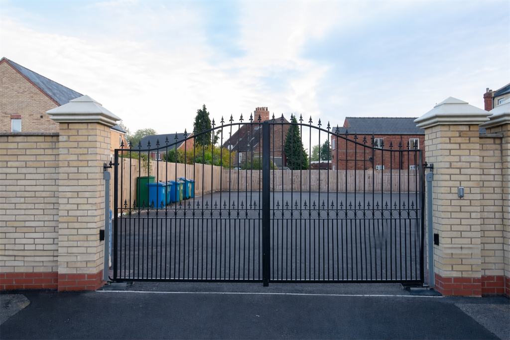 2 bed flat for saleSouth End PE21 photo 3