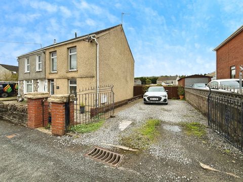 Tyn Y Bonau Road, Pontarddulais, Swansea SA4