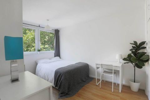 St Helena Road, Surrey Quay SE16