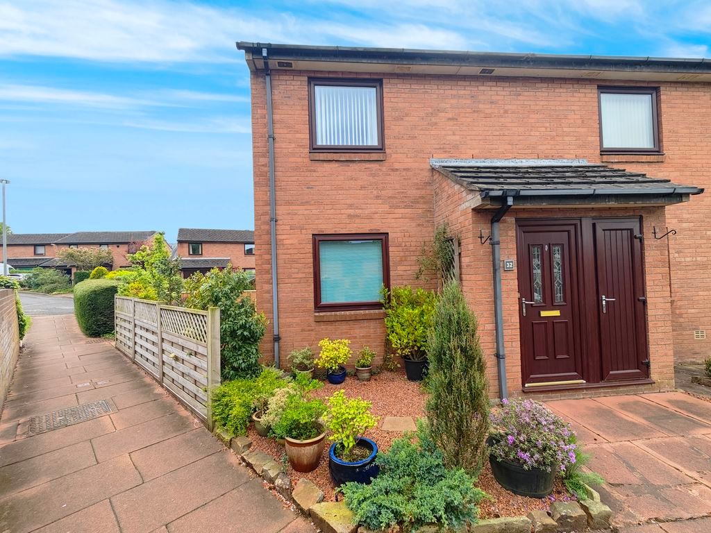 2 bed flat for saleShowfield, Brampton CA8
