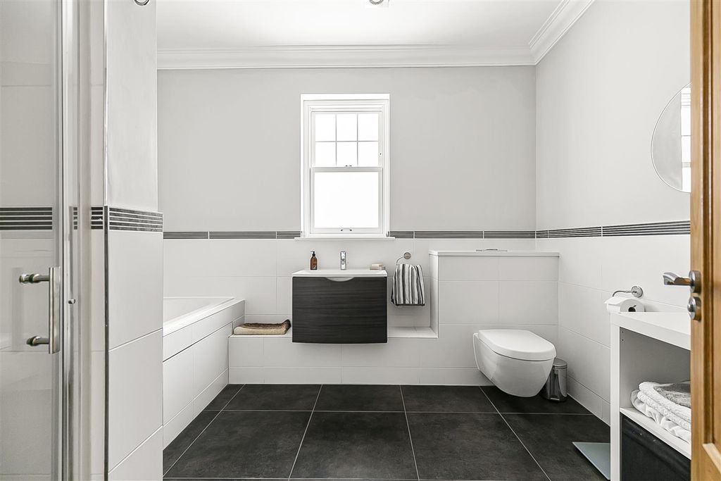 Additional image 22 of 6 bed detached house for saleSubstantial 6200Sqft Family Home, Broxbourne EN10