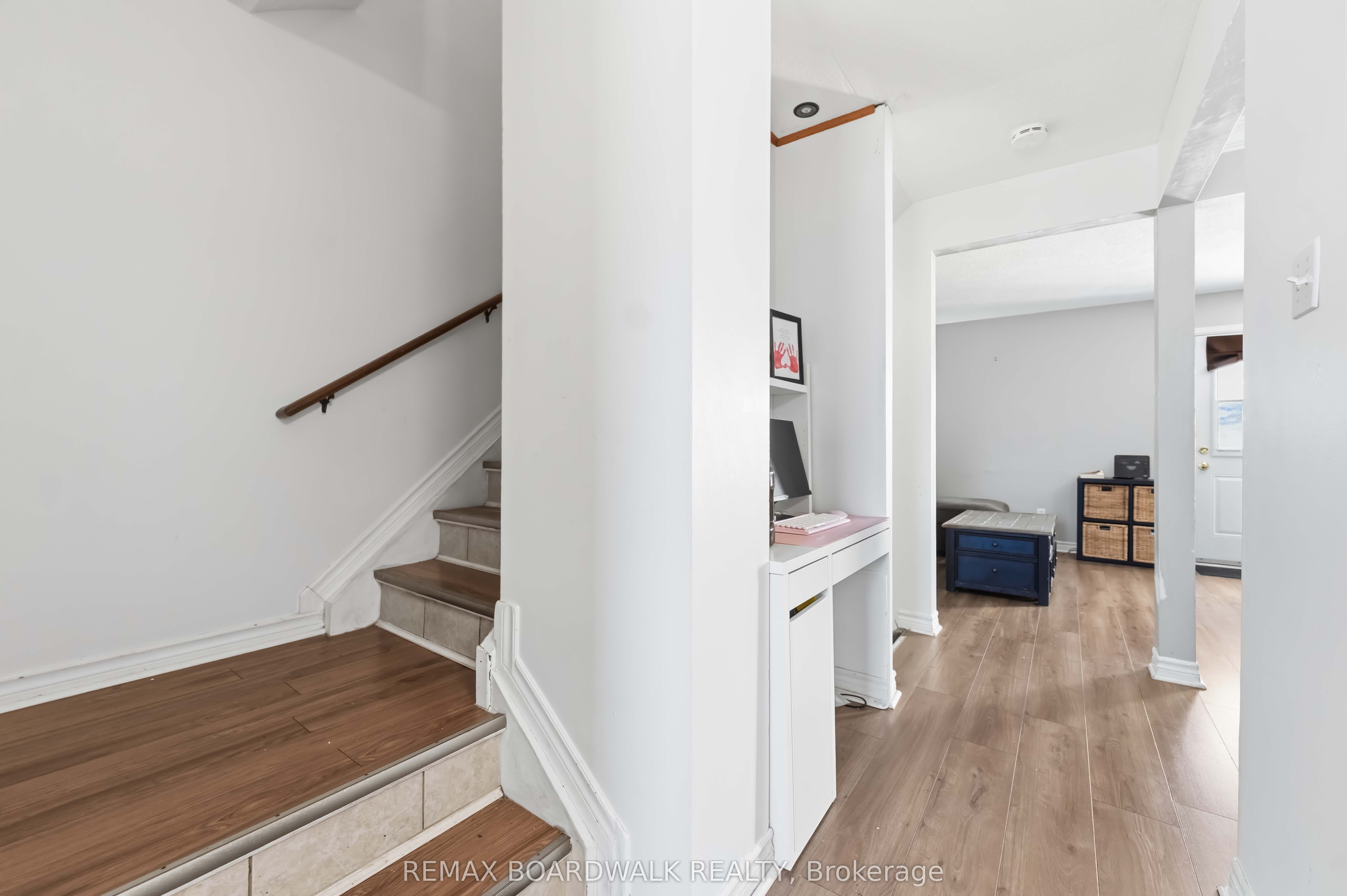 Additional image 3 of 1707 Meadowbrook Road, Ottawa, ON, K1B 4W6