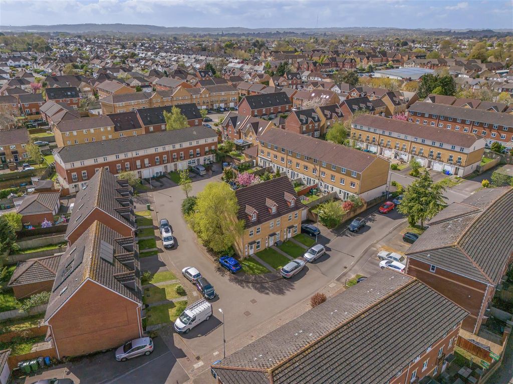 Additional image 19 of 3 bed town house for saleHeol Dewi Sant, Cardiff CF14