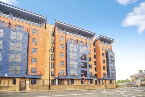 Charter House, 85 Canute Road, Southampton, Hampshire SO14