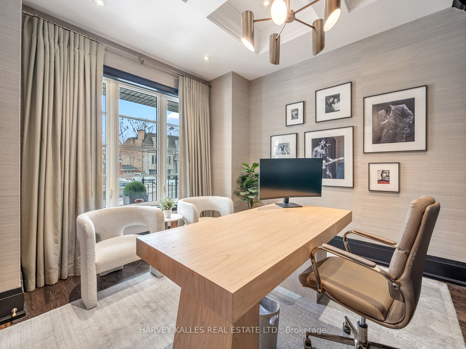 190 Carmichael Avenue, Toronto, ON, M5M 2X3 photo 3