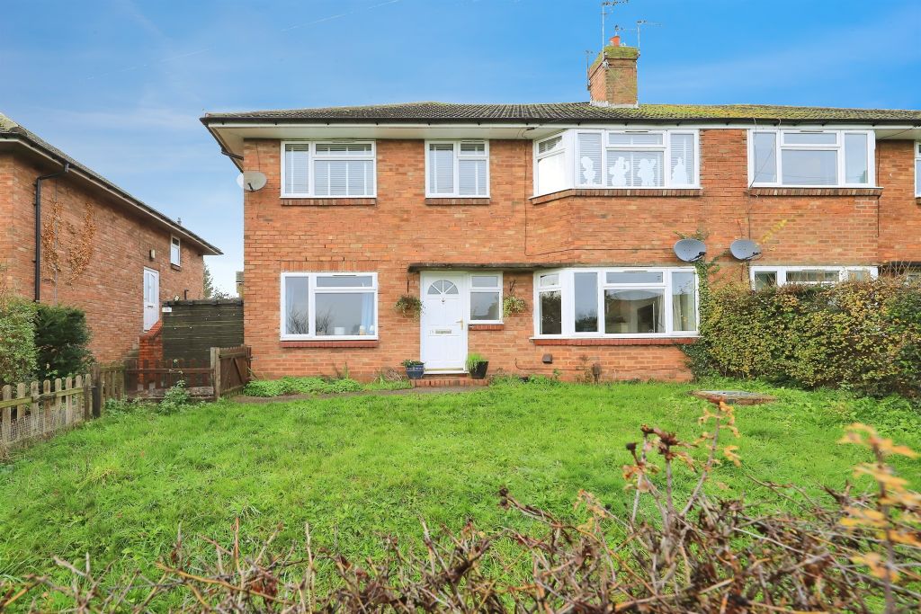 2 bed flat for saleKnight Road, Kidderminster DY11