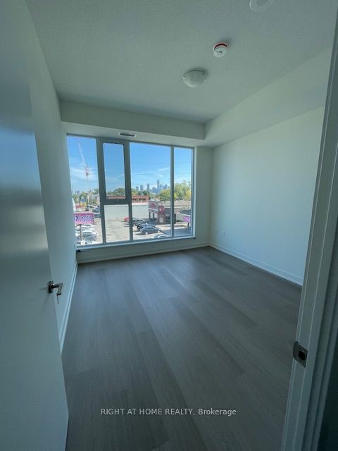 Additional image 6 of 218-859 The Queensway N/a, Toronto, ON, M8Z 1N8