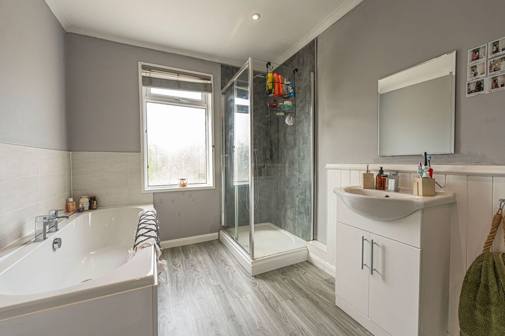 Additional image 25 of 2 bed semi-detached house for saleThe Avenue, Caldicot NP26