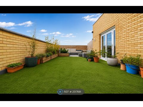 Falmouth Avenue, Cambridge CB3