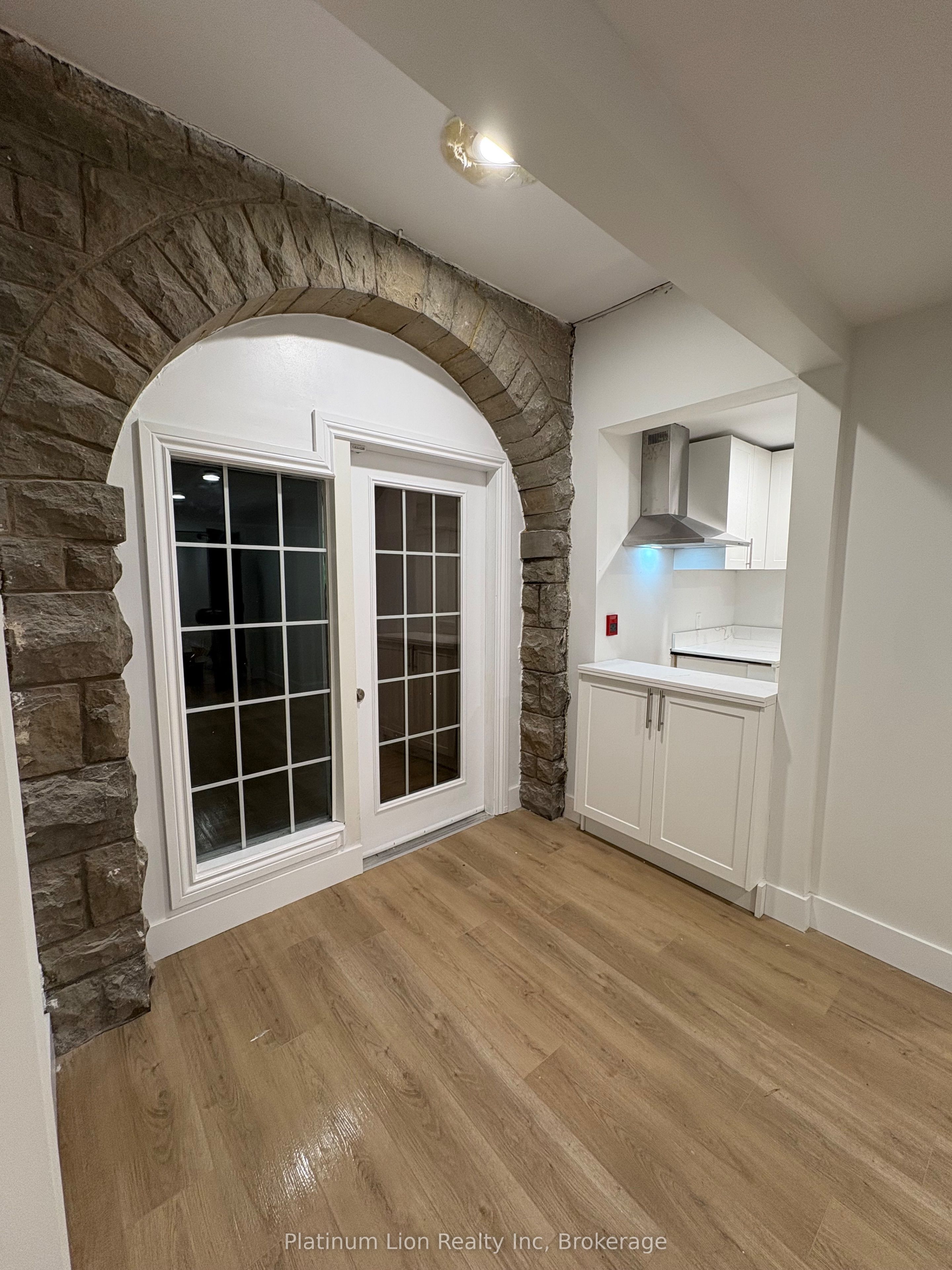 1-803 King Street, Port Colborne, ON, L3K 4J3