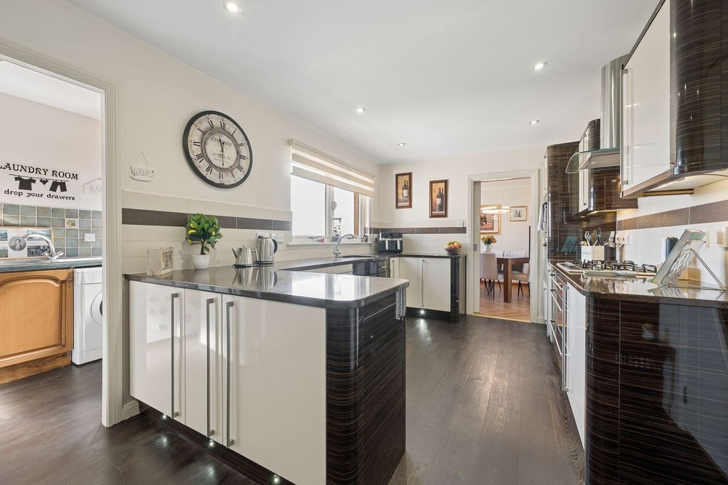 Additional image 15 of 4 bed detached house for saleHawthorn Bank, Seafield EH47