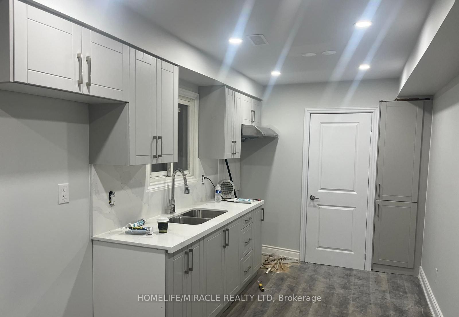 Additional image 3 of 8 Rotherglen Court, Brampton, ON, L6X 2S1
