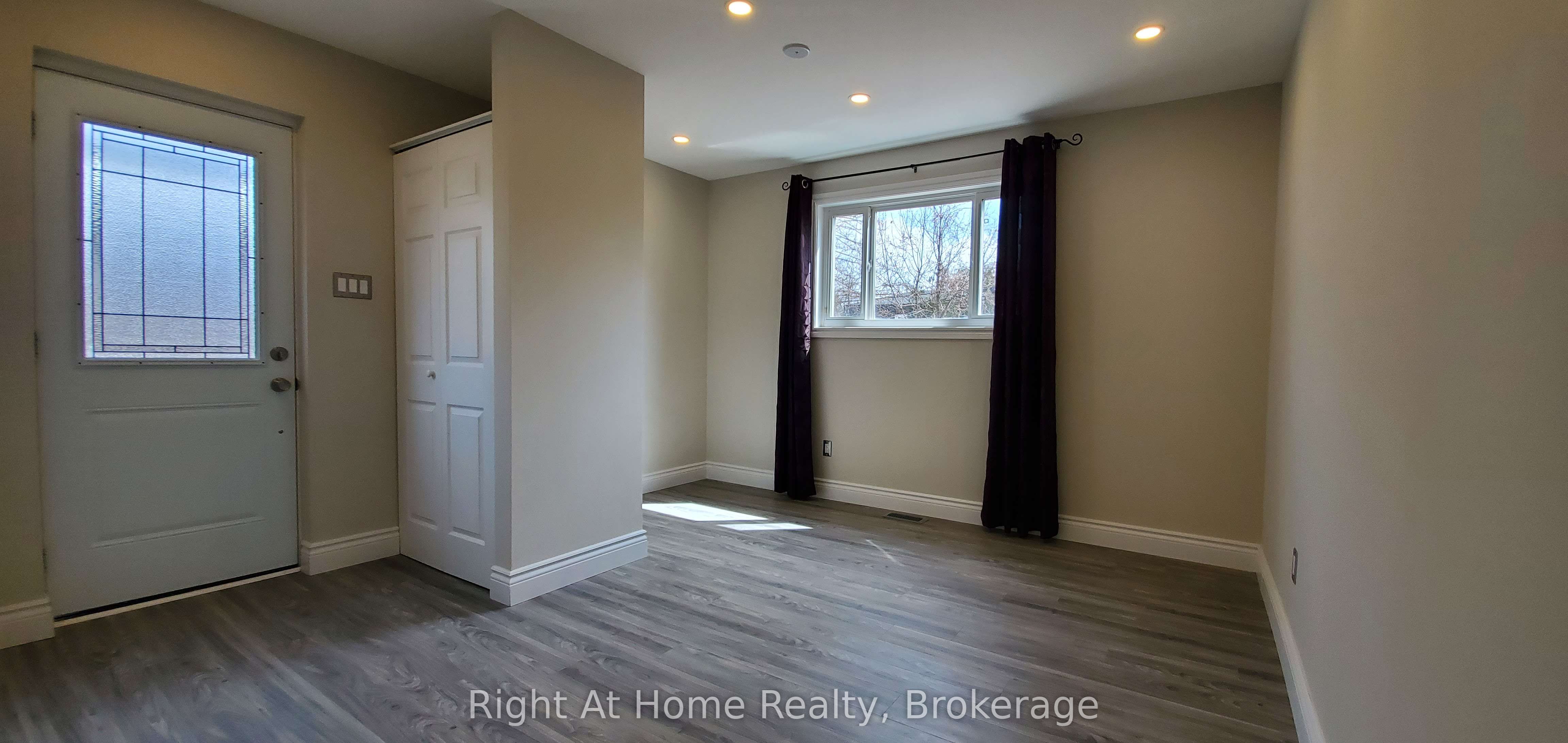 Additional image 5 of Unit 2-2192 Bridge Road, Oakville, ON, L6L 2G3