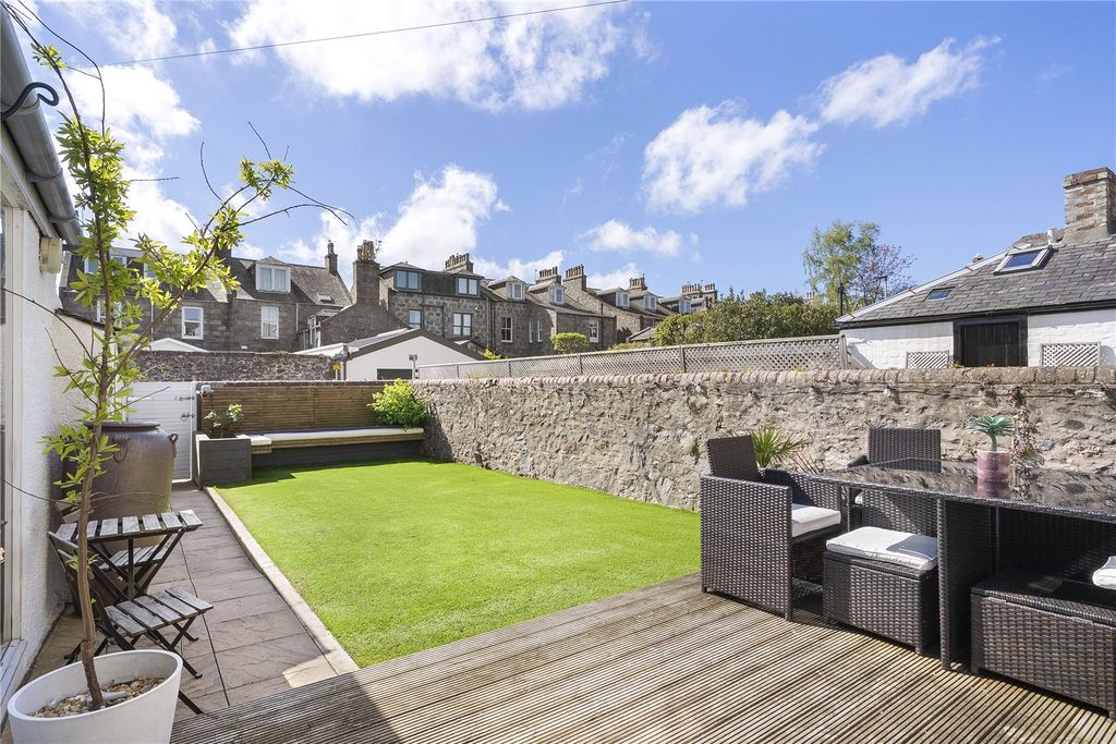 Additional image 27 of 5 bed end terrace house for sale3 Carlton Place, Aberdeen AB15