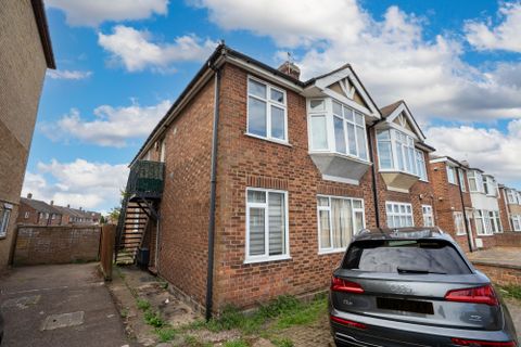 Elfleda Road, Cambridge CB5