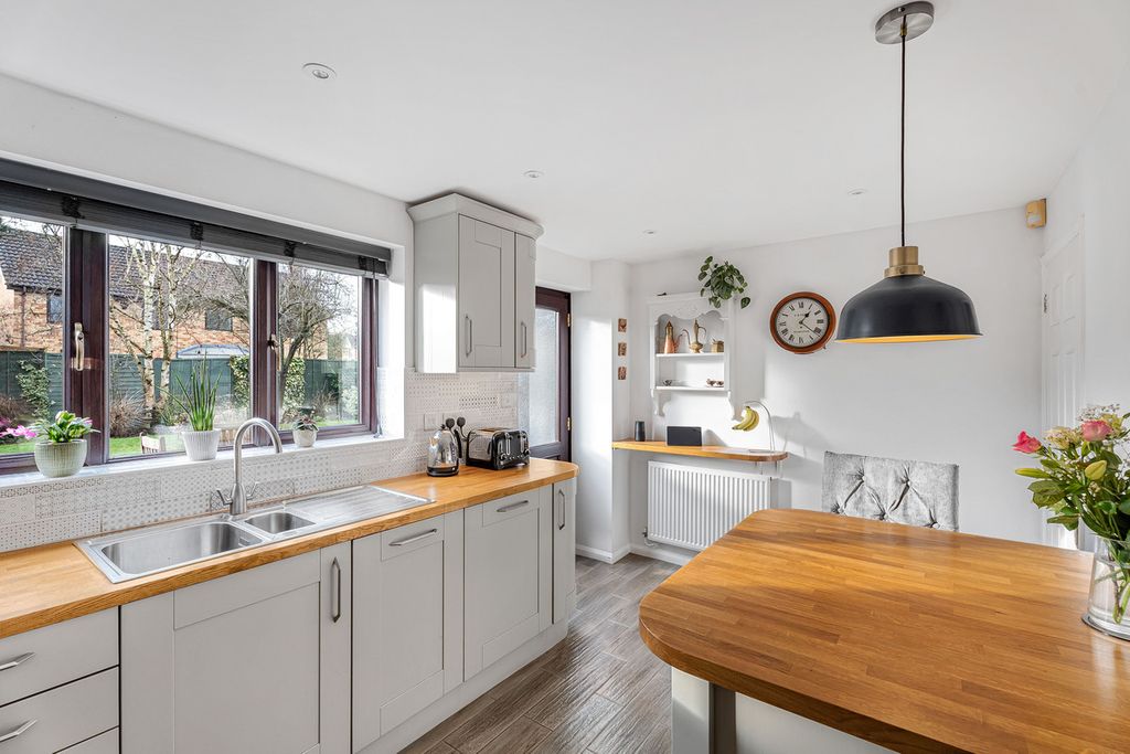 Additional image 4 of 4 bed detached house for saleTurnstone Green, Bicester OX26