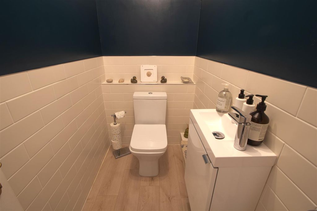 Additional image 14 of 2 bed flat for saleGrey Lady Place, Billericay CM11