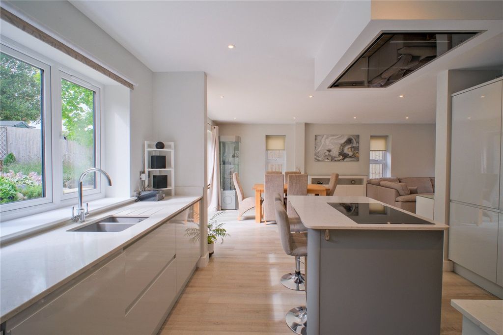 Additional image 9 of 5 bed detached house for saleSouthcott Road, Bideford, Devon EX39