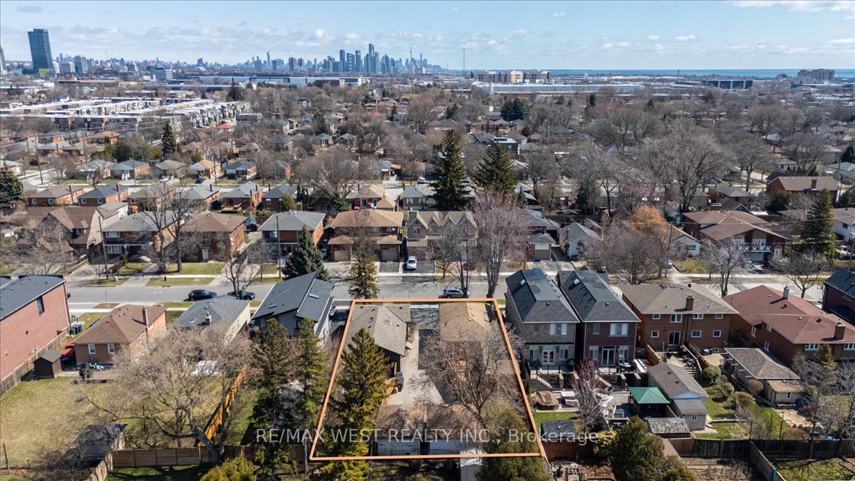 Additional image 2 of 200 & 204 Delta Street, Toronto, ON, M8W 4E4