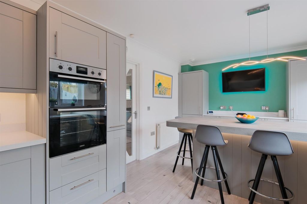 Additional image 6 of 3 bed semi-detached house for saleRoman Road, Motherwell ML1