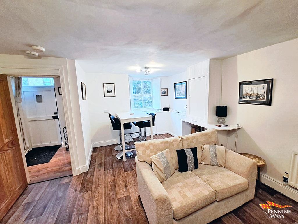 2 bed cottage for saleAlston CA9 photo 5