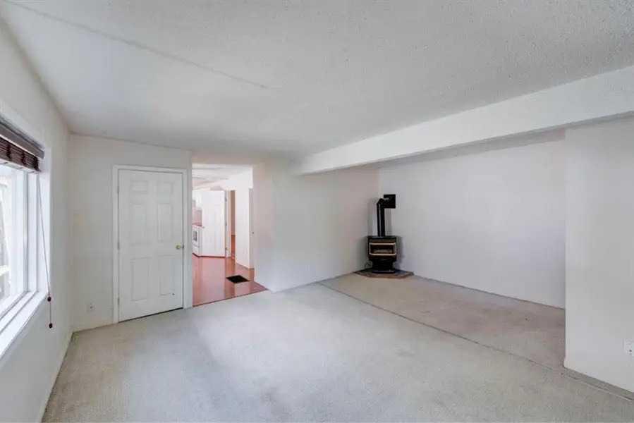 Additional image 6 of 6622 18a Street SE, Calgary, AB, T2C 0N5