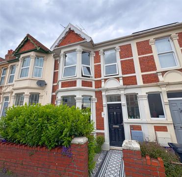Grove Park Avenue, Bristol BS4