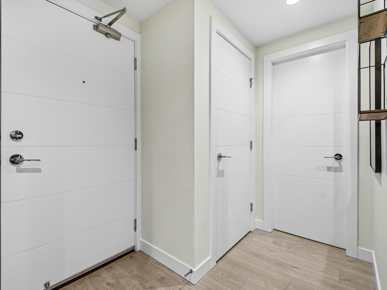 Additional image 5 of 118-108 8th Street E, North Vancouver, BC, V7L 0H1