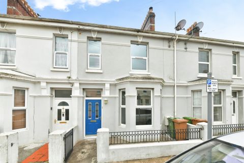 Cattedown Road, Plymouth PL4