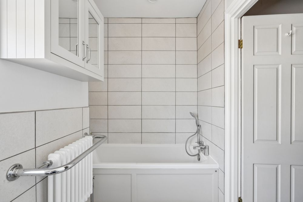 Additional image 7 of 4 bed semi-detached house for saleChestnut Close, Amersham HP6