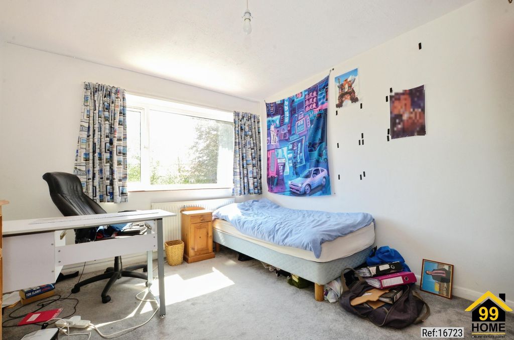 Additional image 13 of 5 bed detached house for saleTower Close, Berkhamsted, Hertfordshire HP4