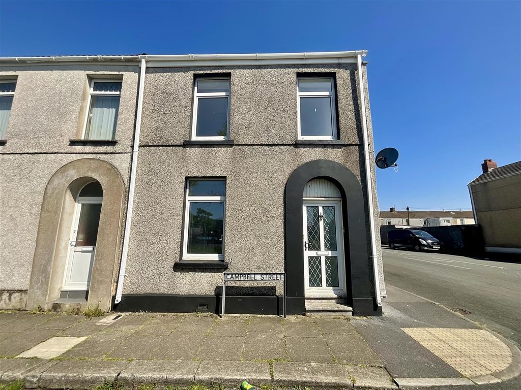 3 bed town house for saleCampbell Street, Llanelli SA15