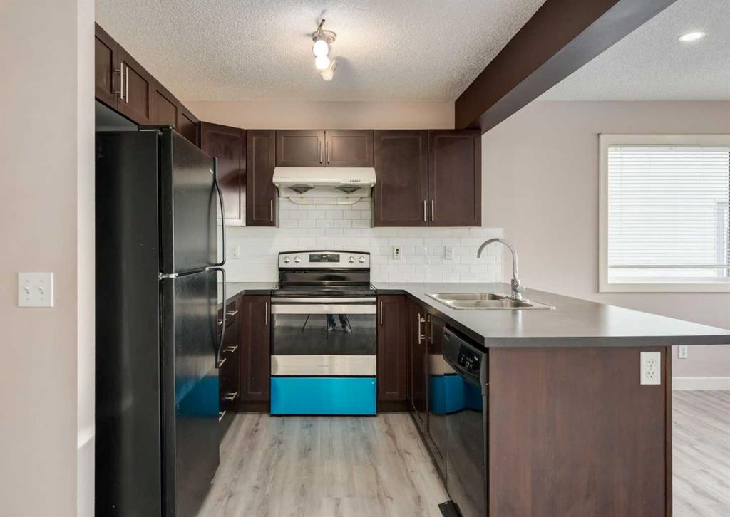 Additional image 6 of 14 Pantego Lane NW, Calgary, AB, T3K 0T1
