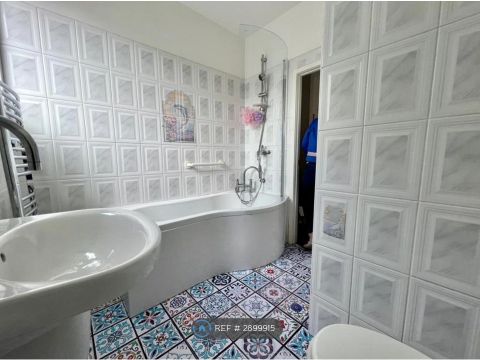 Downham Road, Sheffield S5